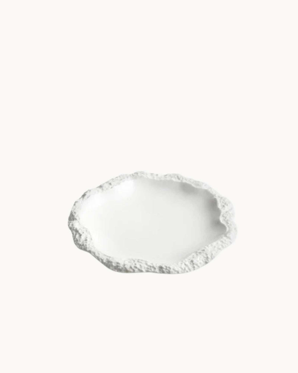 LumiTide - Keramisk Pastatallerken med Bølge-design